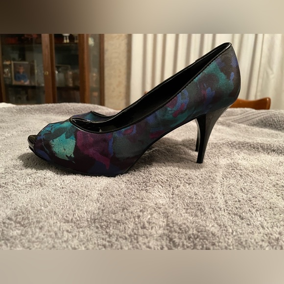Gorgeous heels - Picture 2 of 15